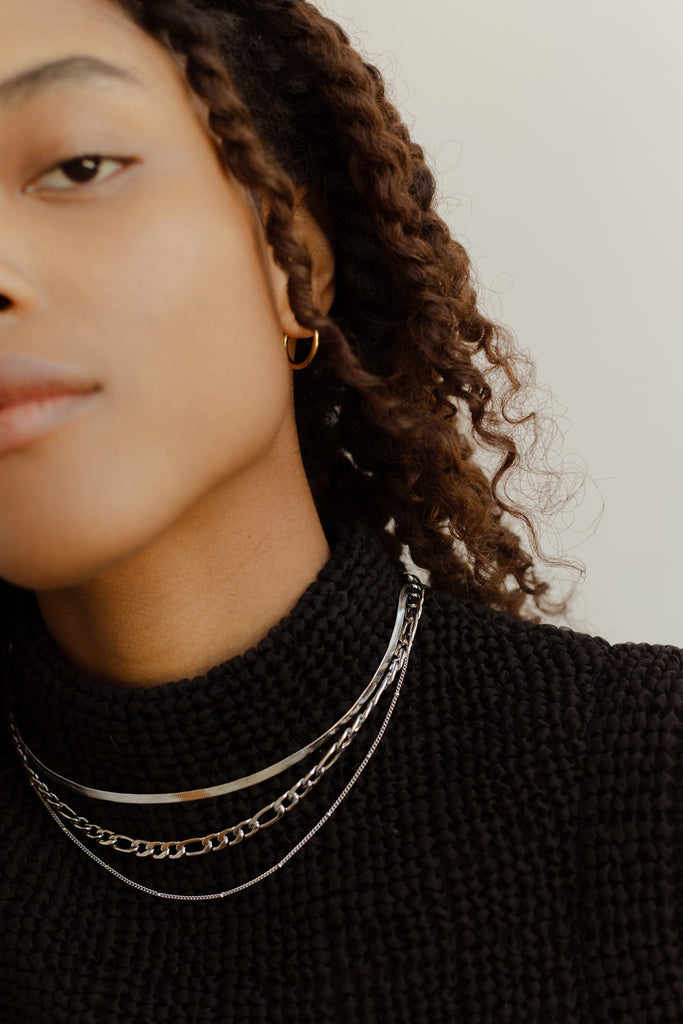 Essentials Seamless Hoop Earrings 18mm