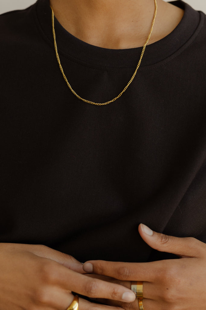 Essentials Curb Chain Necklace 2mm