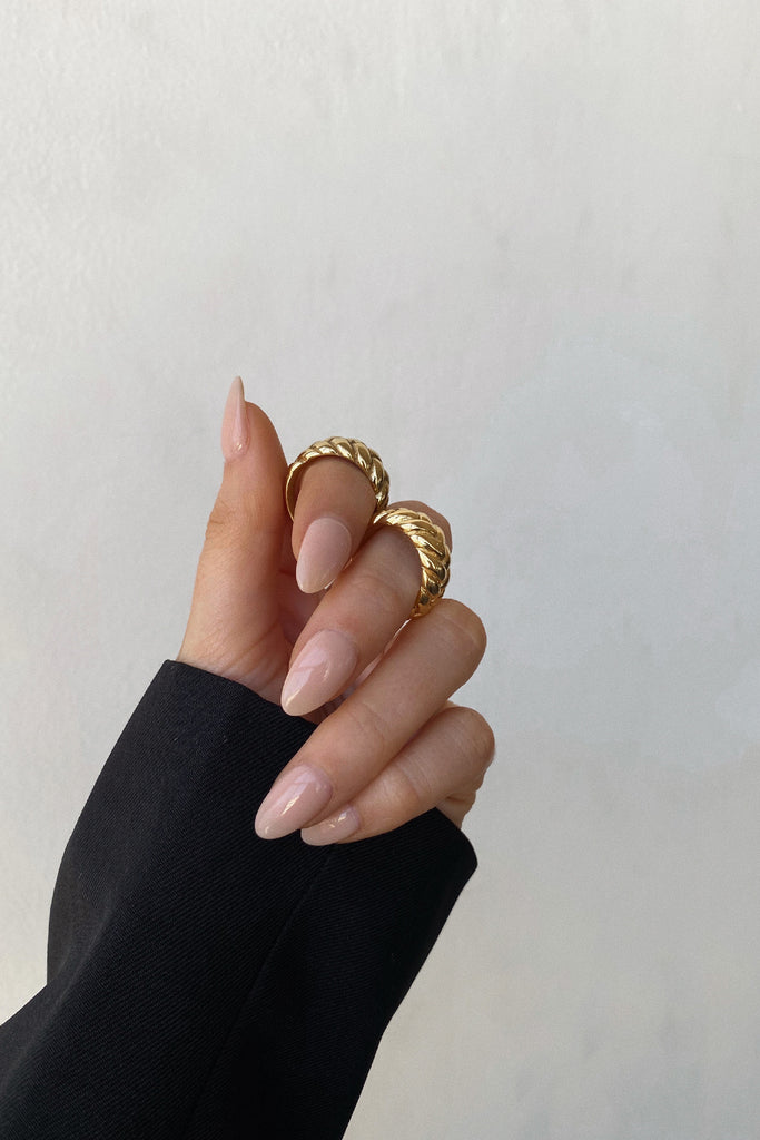 Yellow Snakeskin Phone Ring –