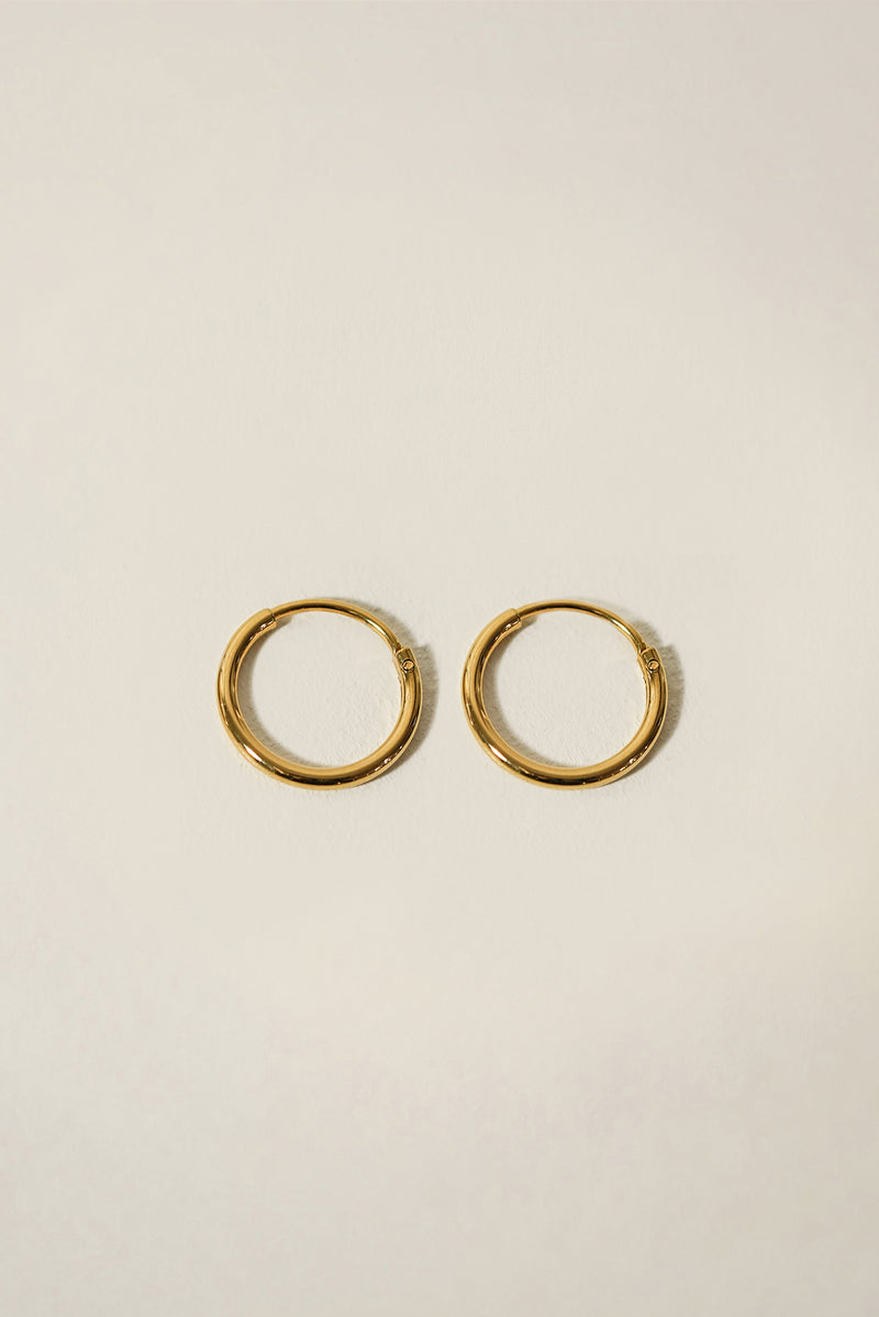 Essentials Seamless Hoop Earrings 18mm