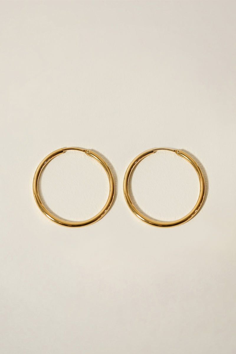 Essentials Seamless Hoop Earrings 30mm