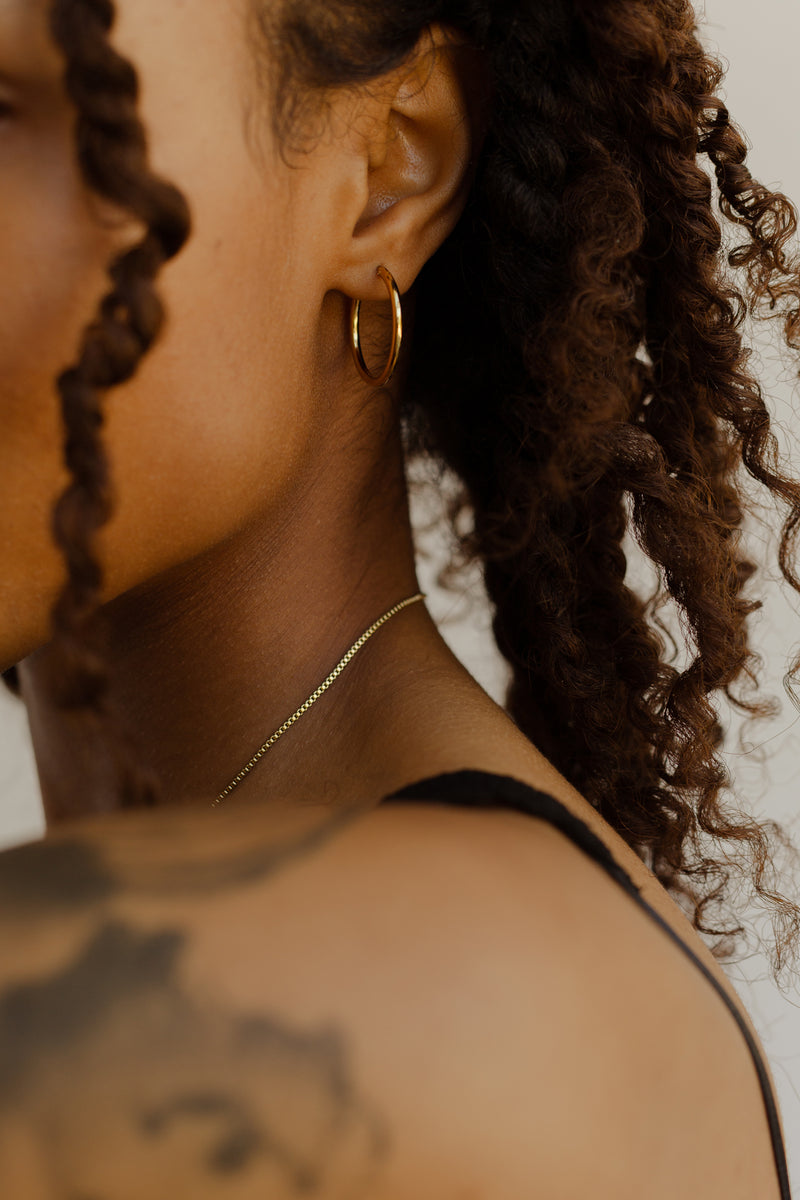 Essentials Seamless Hoop Earrings 24mm