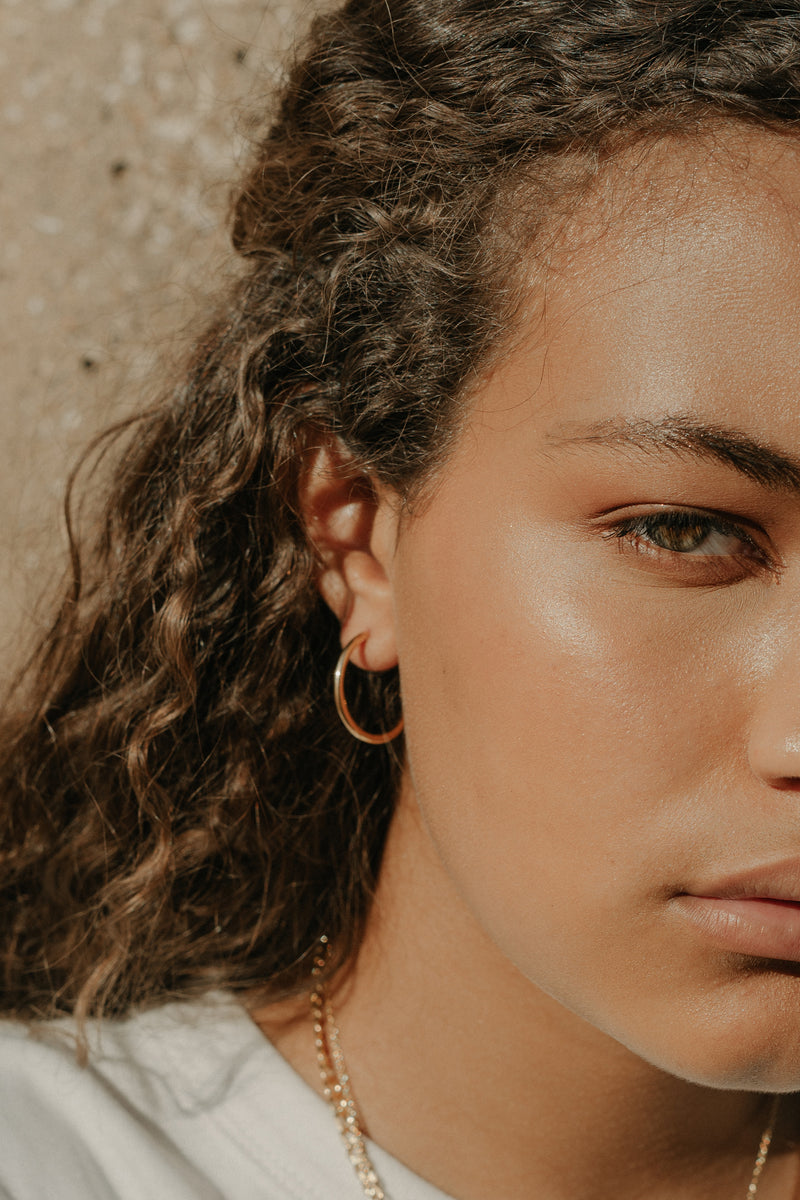 Essentials Seamless Hoop Earrings 24mm