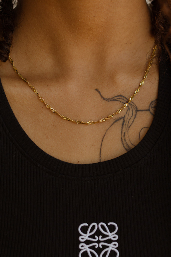Essentials Twist Chain Necklace