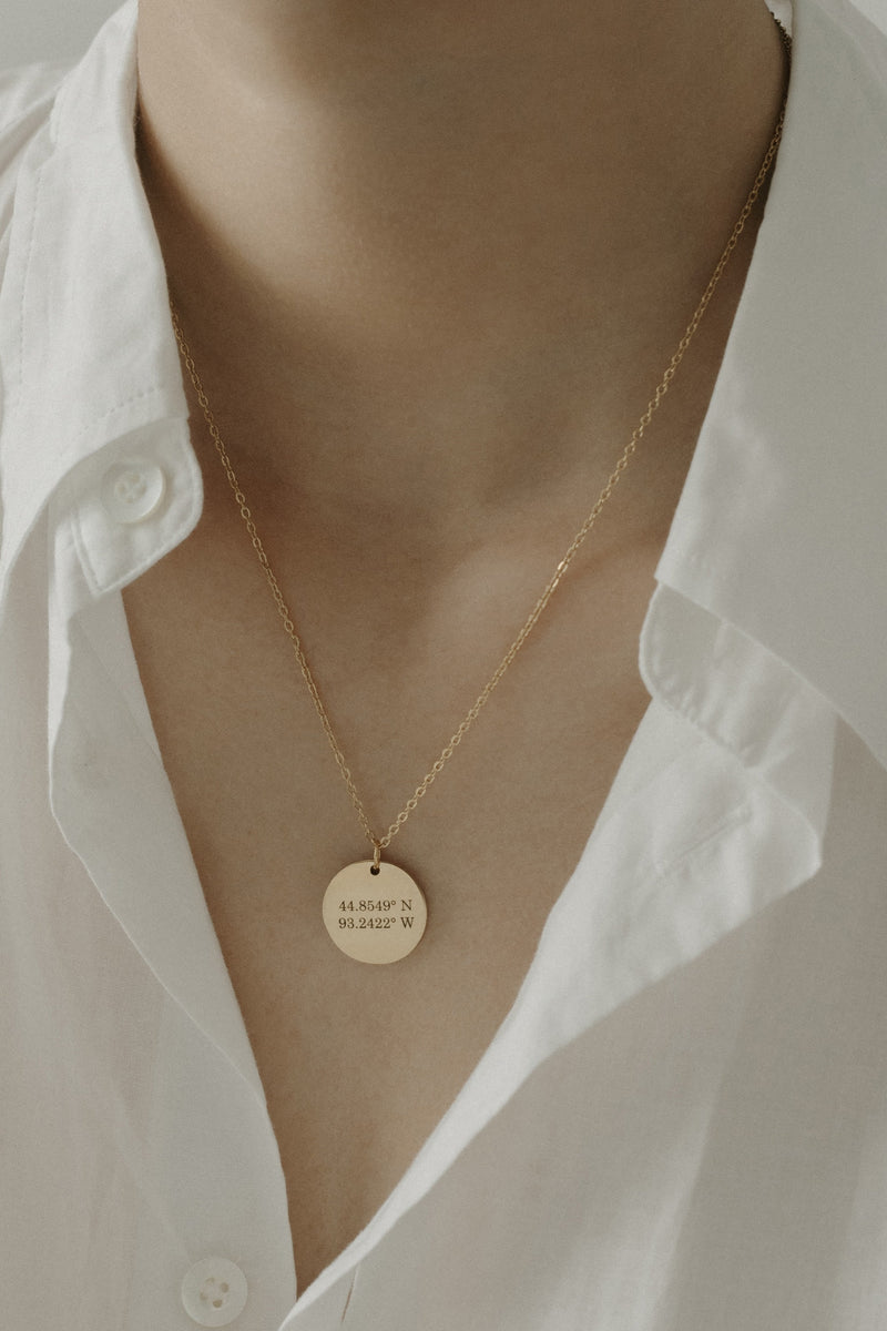 Epithet Disc Necklace 18mm [Personalize]