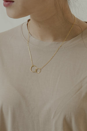 Interlocking Circles Necklace Linked Circles Best Friend Jewelry